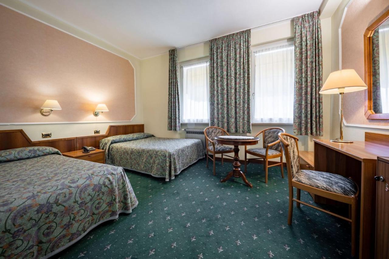 Hotel Elena Saint-Vincent Kültér fotó